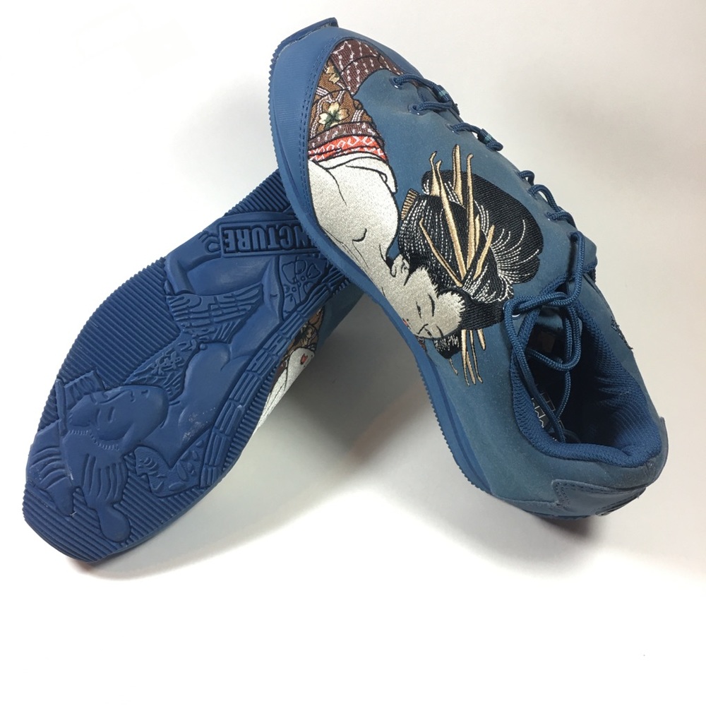 NWOT Sneakers